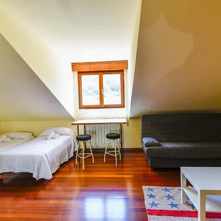 Casa vacanze Comodo Y Espacioso Con Piscina Comunitaria Miengo