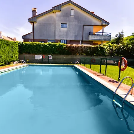 Comodo Y Espacioso Con Piscina Comunitaria